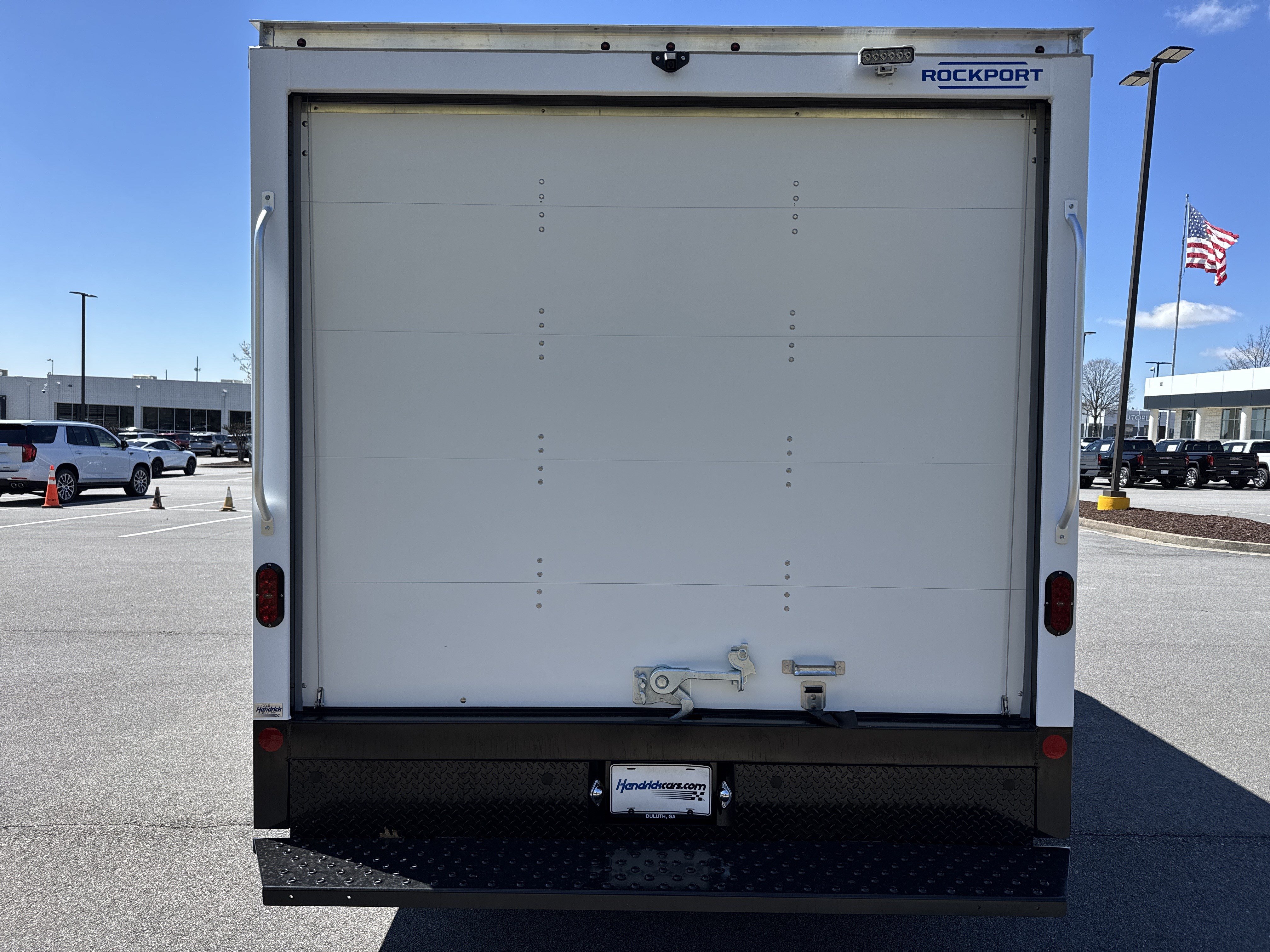 New 2026 GMC Savana 3500 w/ Power Convenience Package RWD image 9