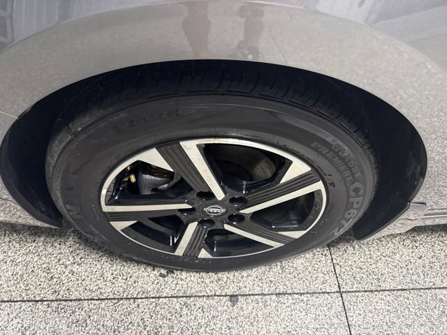 Used 2024 Nissan Sentra SV FWD image 4