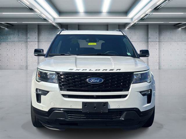 Used 2018 Ford Explorer Sport w/ Equipment Group 401A AWD/4WD image 2
