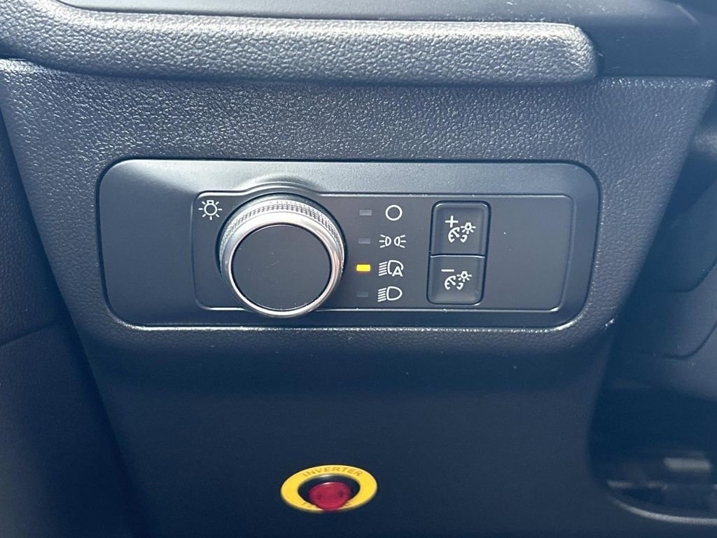 Used 2020 Ford Escape SE FWD image 34