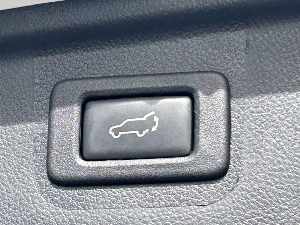 Used 2017 Subaru Outback 2.5i Premium AWD/4WD image 32