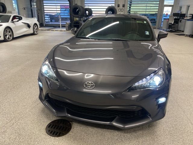 Used 2020 Toyota 86 image 2