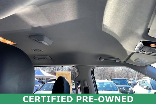 Certified 2025 Kia Carnival EX image 21