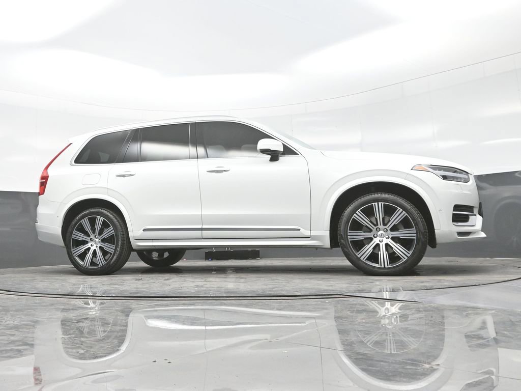 Used 2023 Volvo XC90 B6 Ultimate w/ Protection Package Premier image 31