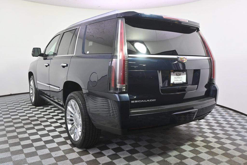 Used 2019 Cadillac Escalade Platinum AWD/4WD image 4