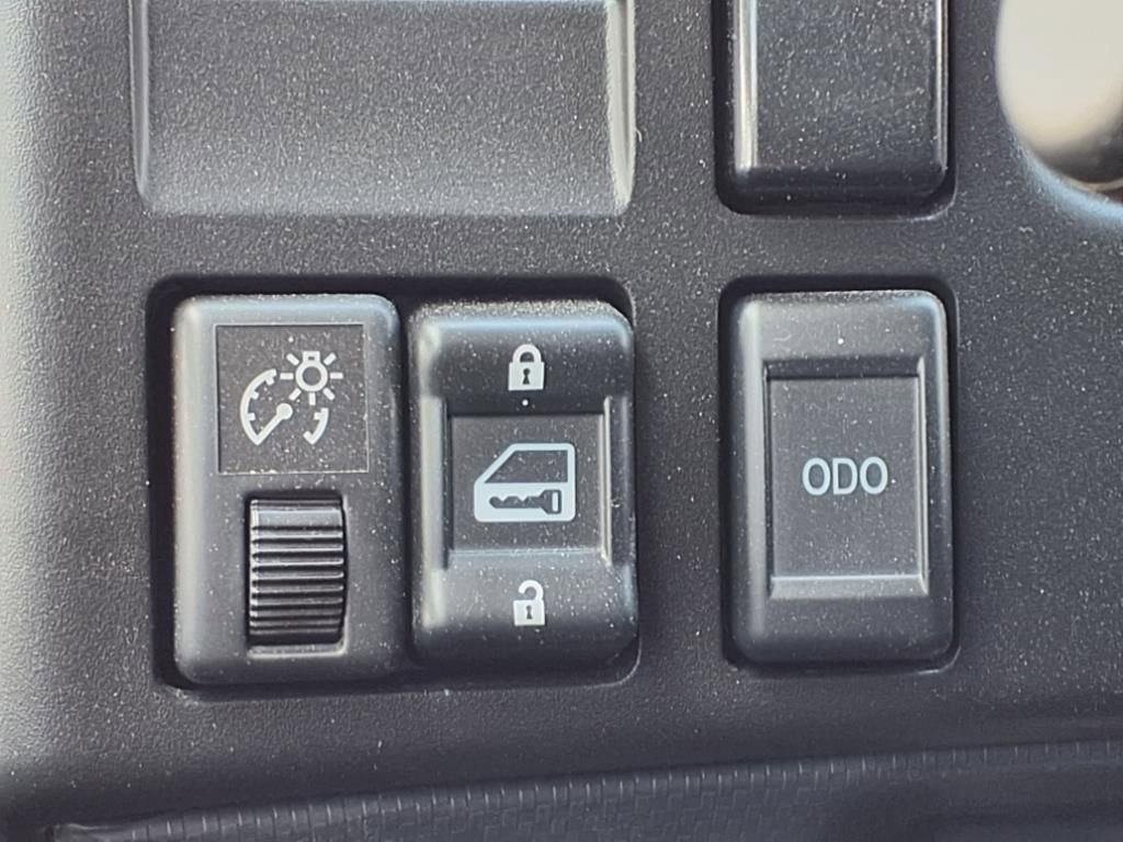 New 2025 Chevrolet Low Cab Forward image 10