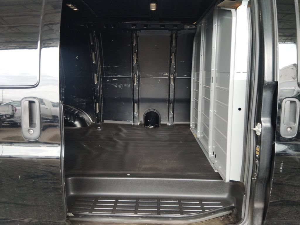 Used 2021 Chevrolet Express 2500 w/ Driver Convenience Package RWD image 14