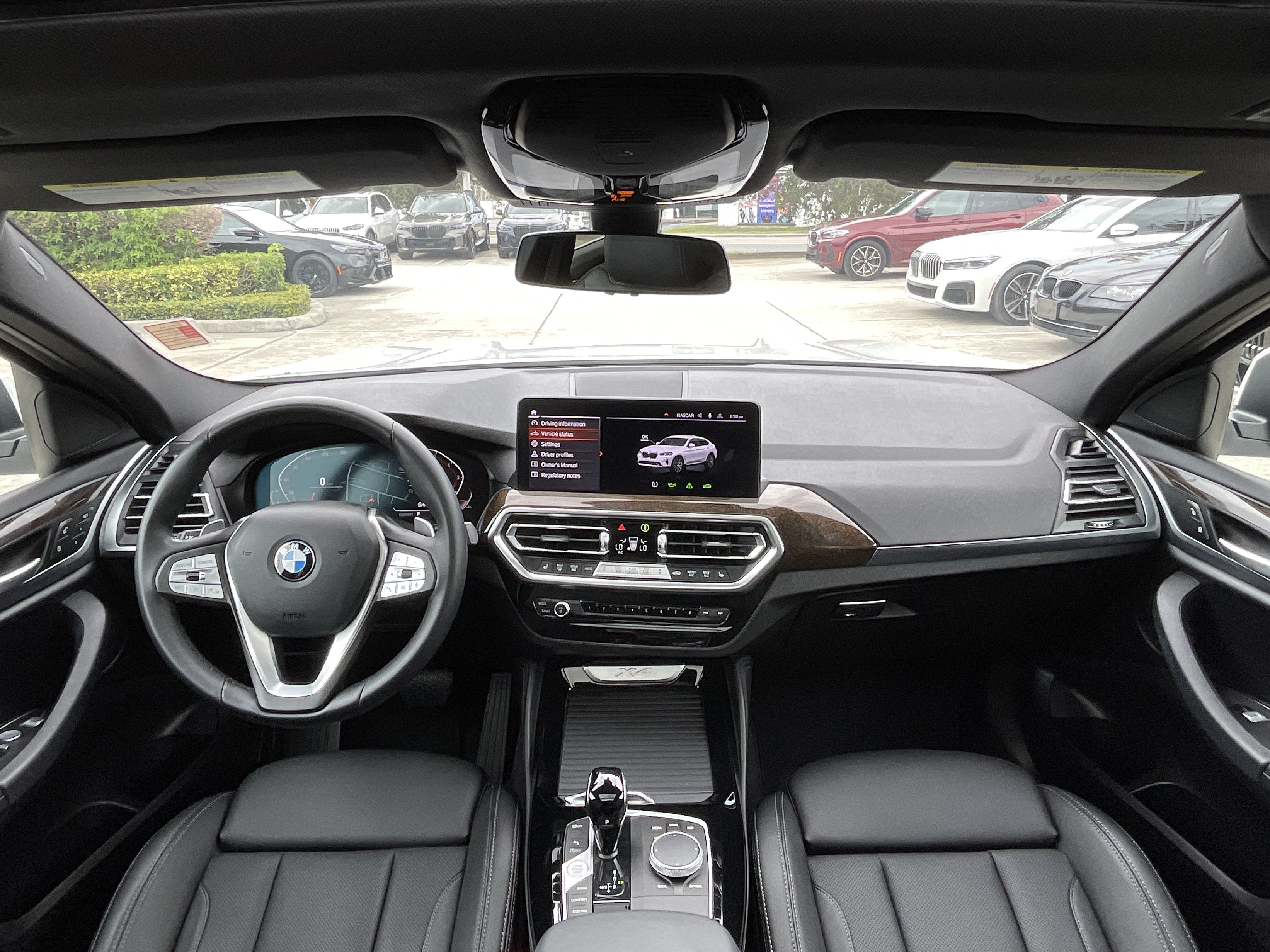 Used 2022 BMW X4 xDrive30i AWD/4WD image 12