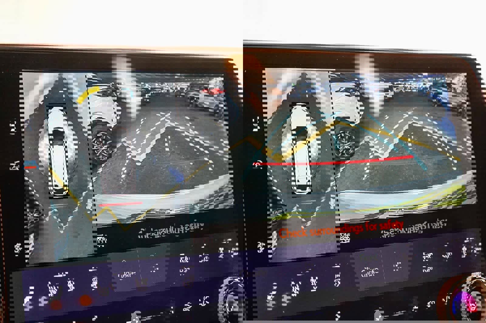 Used 2025 Lexus RX 450h Luxury w/ Convenience Package image 24