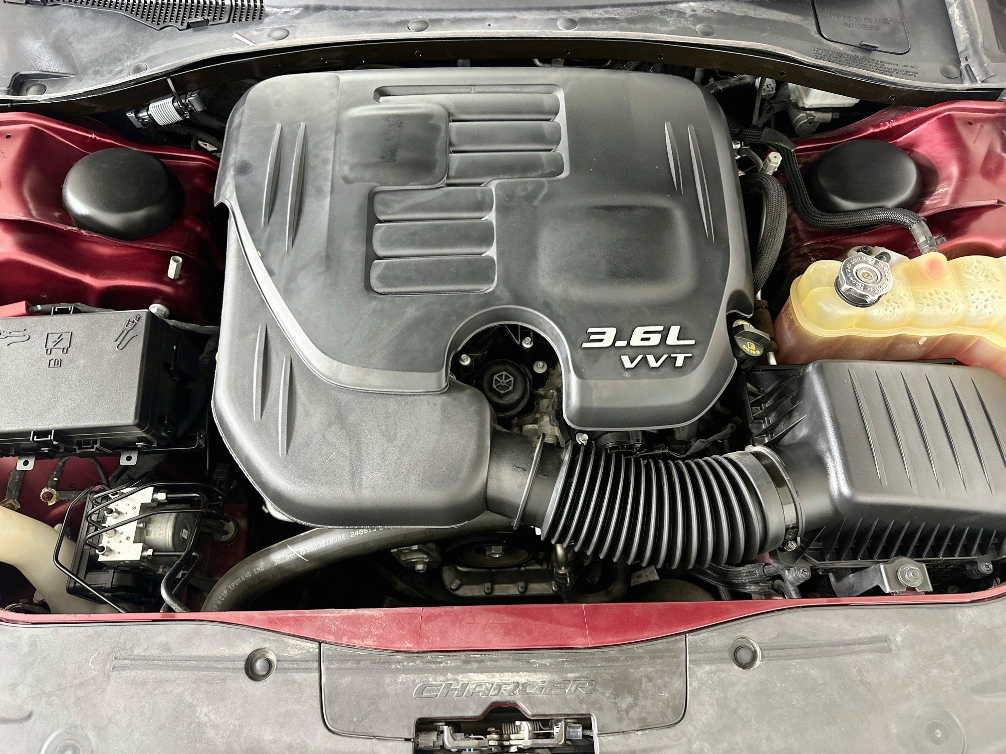 Used 2022 Dodge Charger SXT w/ Blacktop Package RWD image 31
