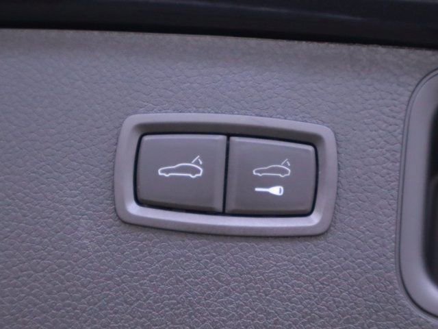 New 2024 Porsche Macan image 42