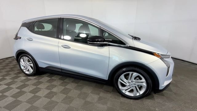 Used 2023 Chevrolet Bolt LT w/ Driver Confidence Package FWD video 2