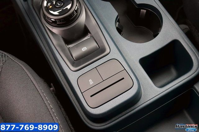 New 2025 Ford Maverick XL image 18