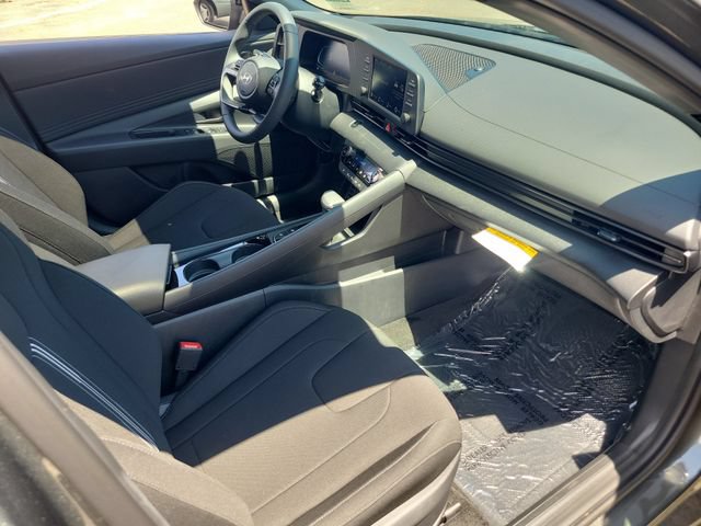 New 2026 Hyundai Elantra SEL Sport Premium FWD image 20