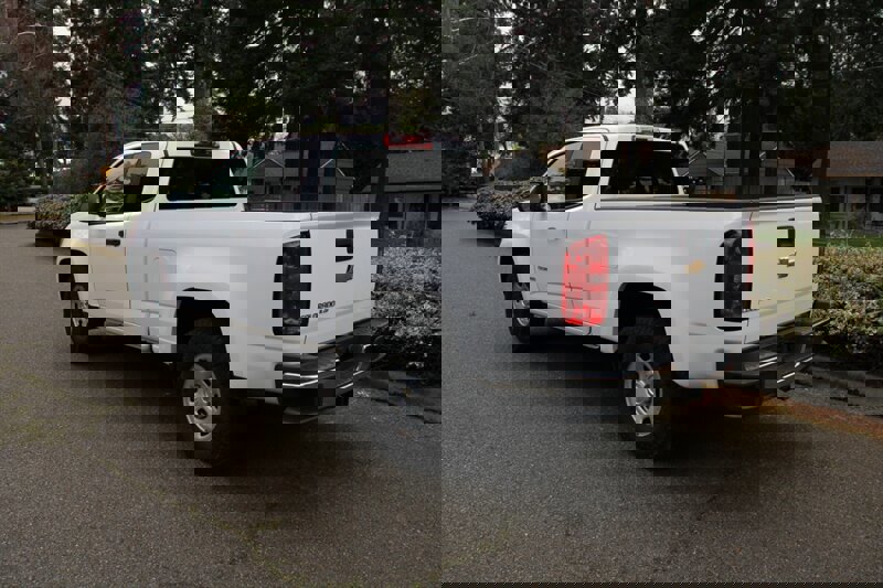 Used 2018 Chevrolet Colorado W/T w/ WT Convenience Package image 4