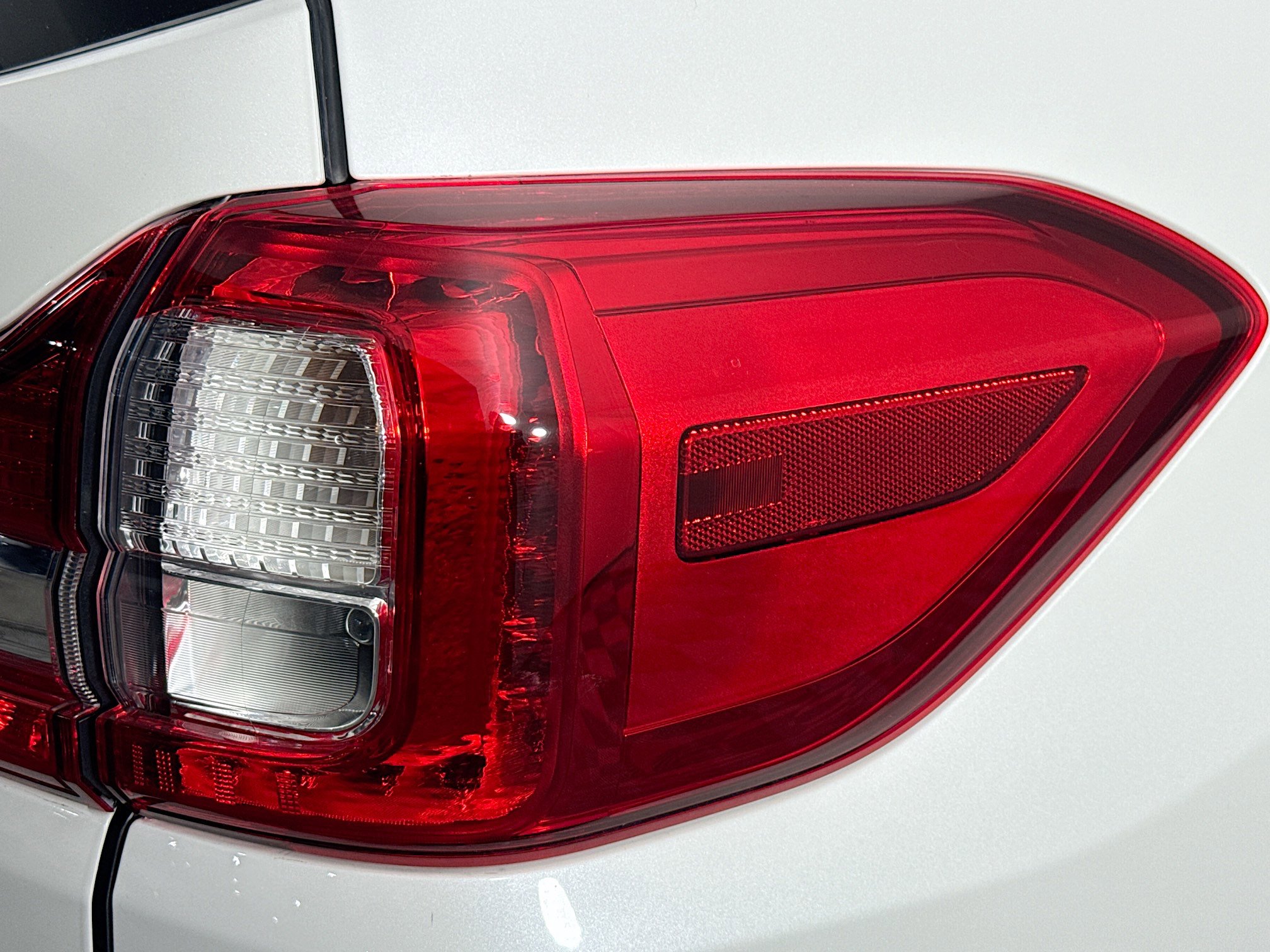 Used 2021 Subaru Ascent Limited w/ Technology Package image 33