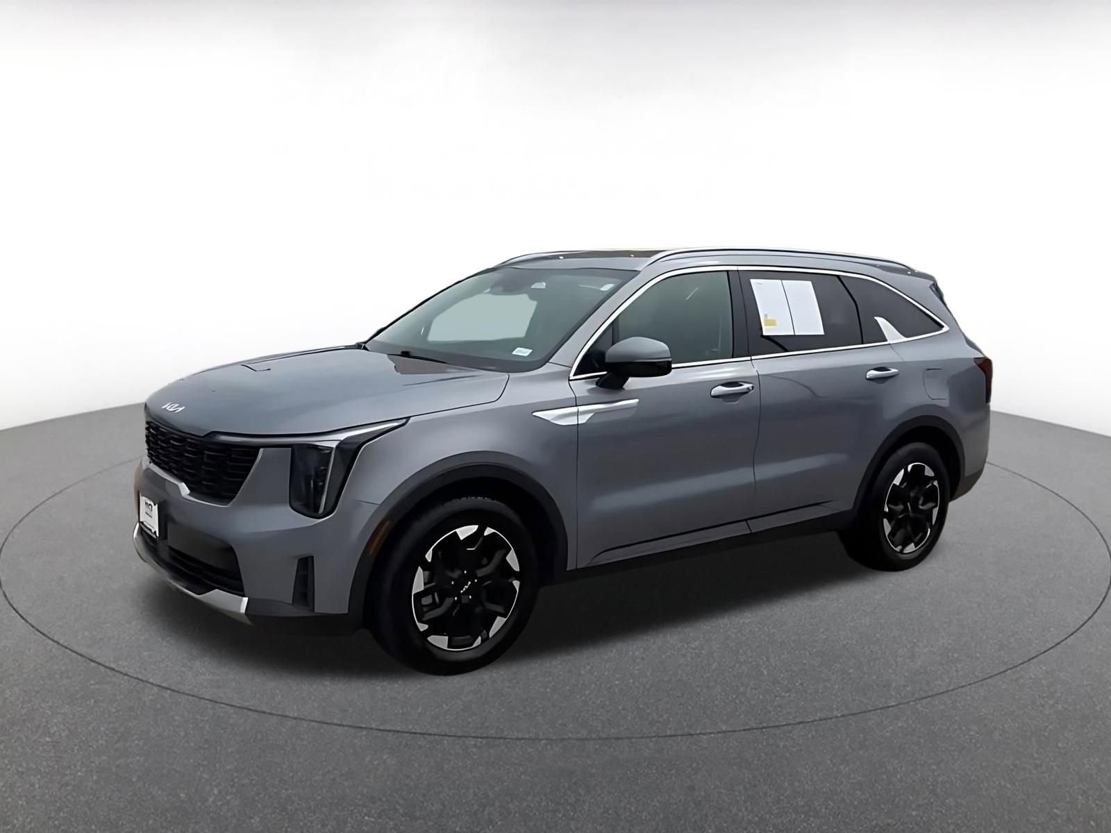 Used 2024 Kia Sorento S FWD image 8