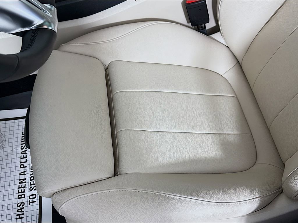 Used 2025 Mercedes-Benz CLA 250 4MATIC image 18