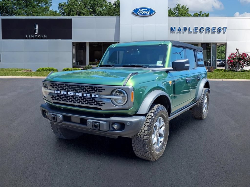 Certified 2022 Ford Bronco Badlands AWD/4WD image 2
