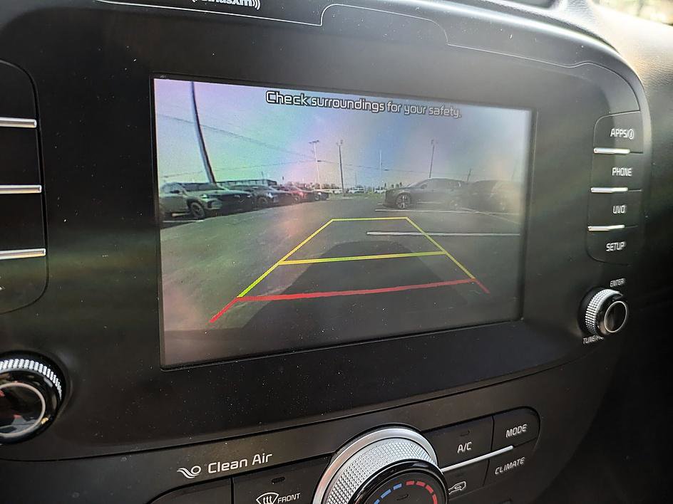 Used 2019 Kia Soul + image 21