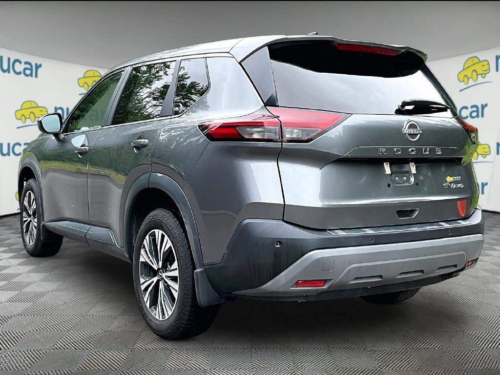 Used 2023 Nissan Rogue SV AWD/4WD image 4