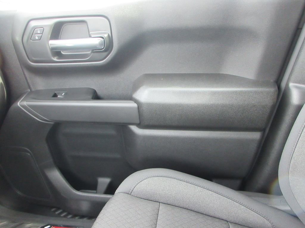 New 2026 Chevrolet Silverado 1500 Custom Trail Boss w/ LPO, Dark Essentials Package image 35