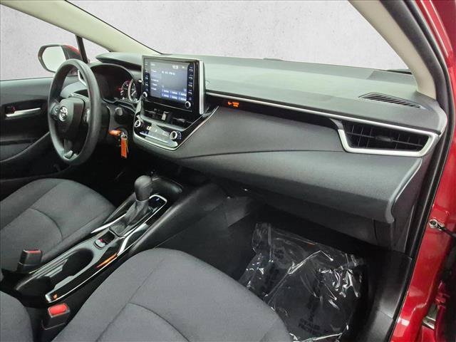 Used 2020 Toyota Corolla LE FWD image 24