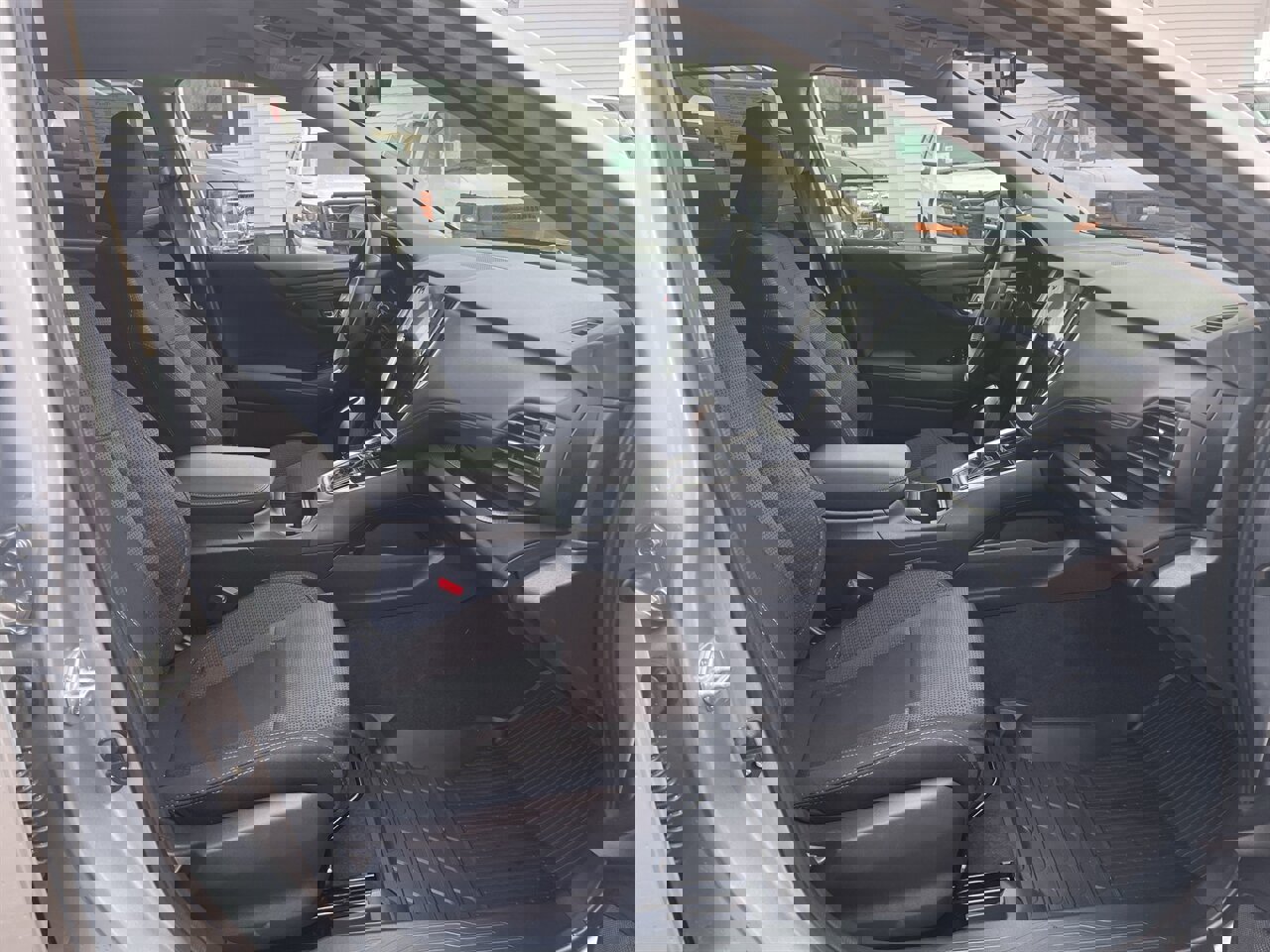 Used 2025 Subaru Outback Premium w/ Popular Package #1A image 17