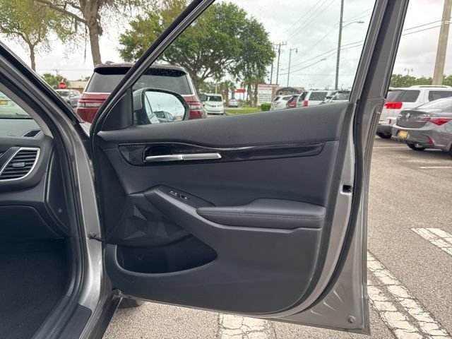 Used 2025 Kia Seltos S FWD image 13