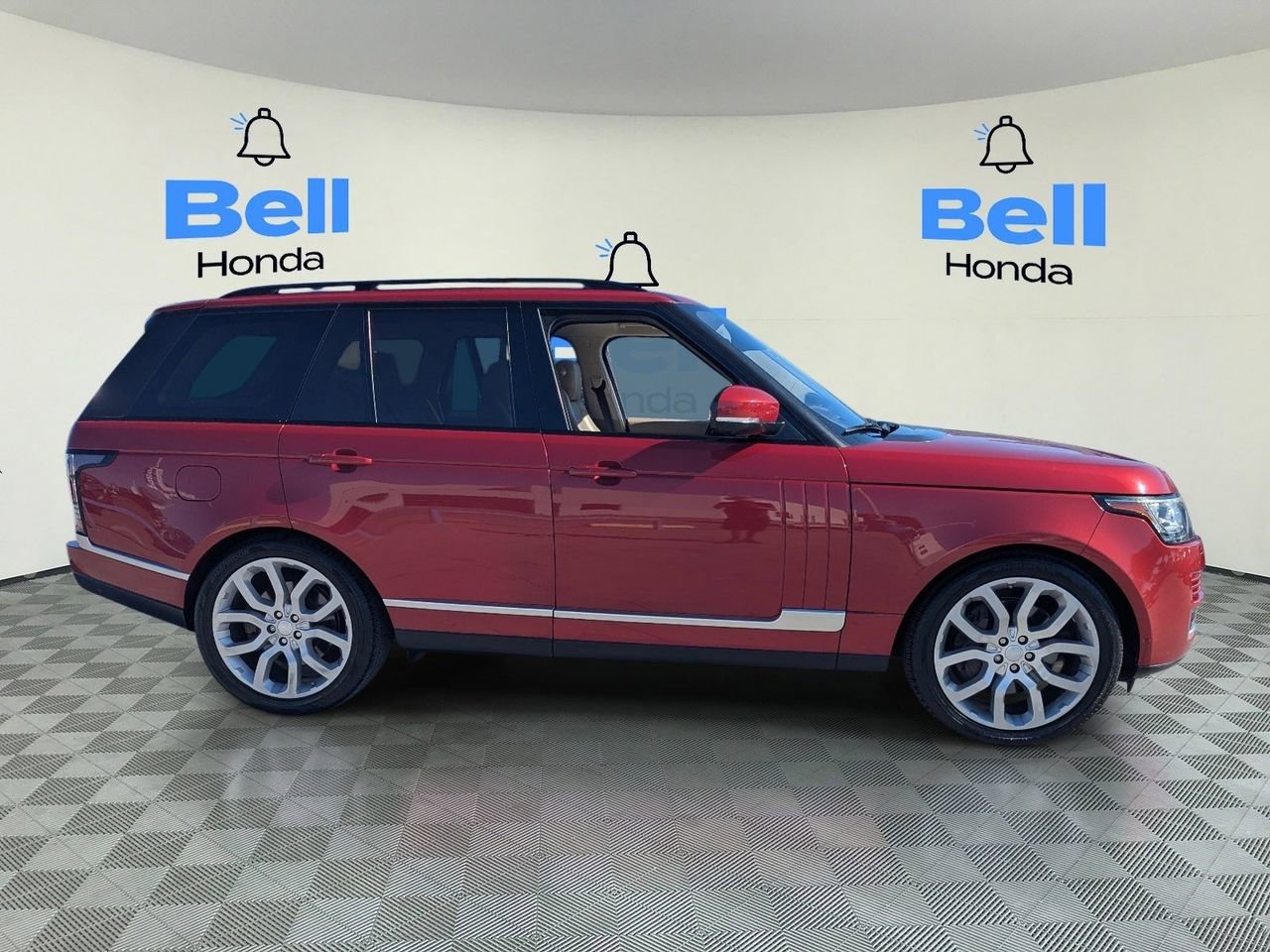 Used 2016 Land Rover Range Rover Supercharged image 5