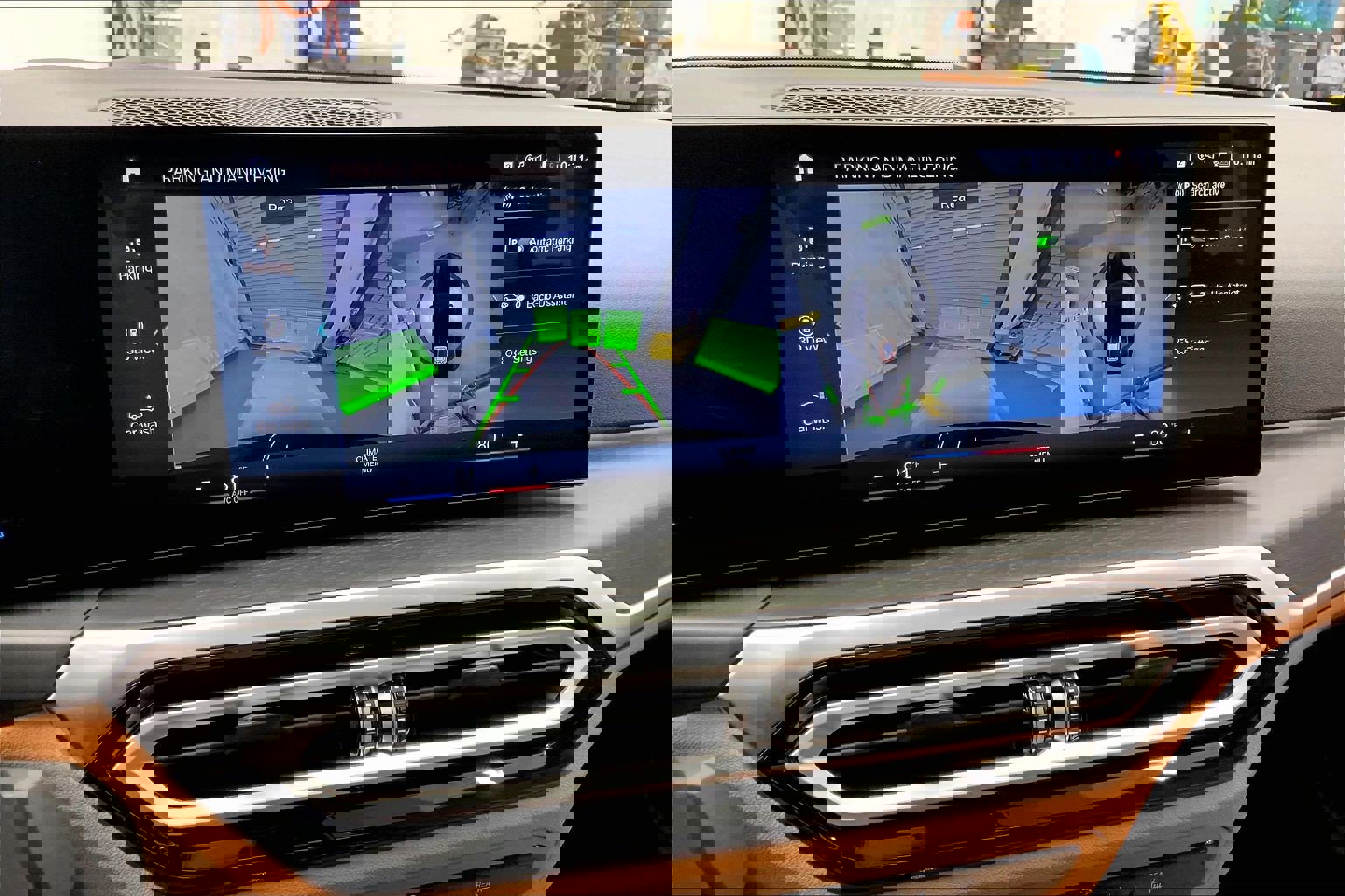 Used 2024 BMW 330i xDrive Sedan w/ Convenience Package image 20