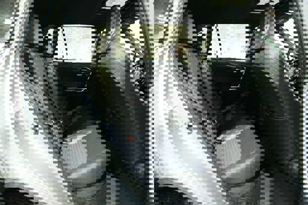 Used 2021 Toyota RAV4 XSE image 30