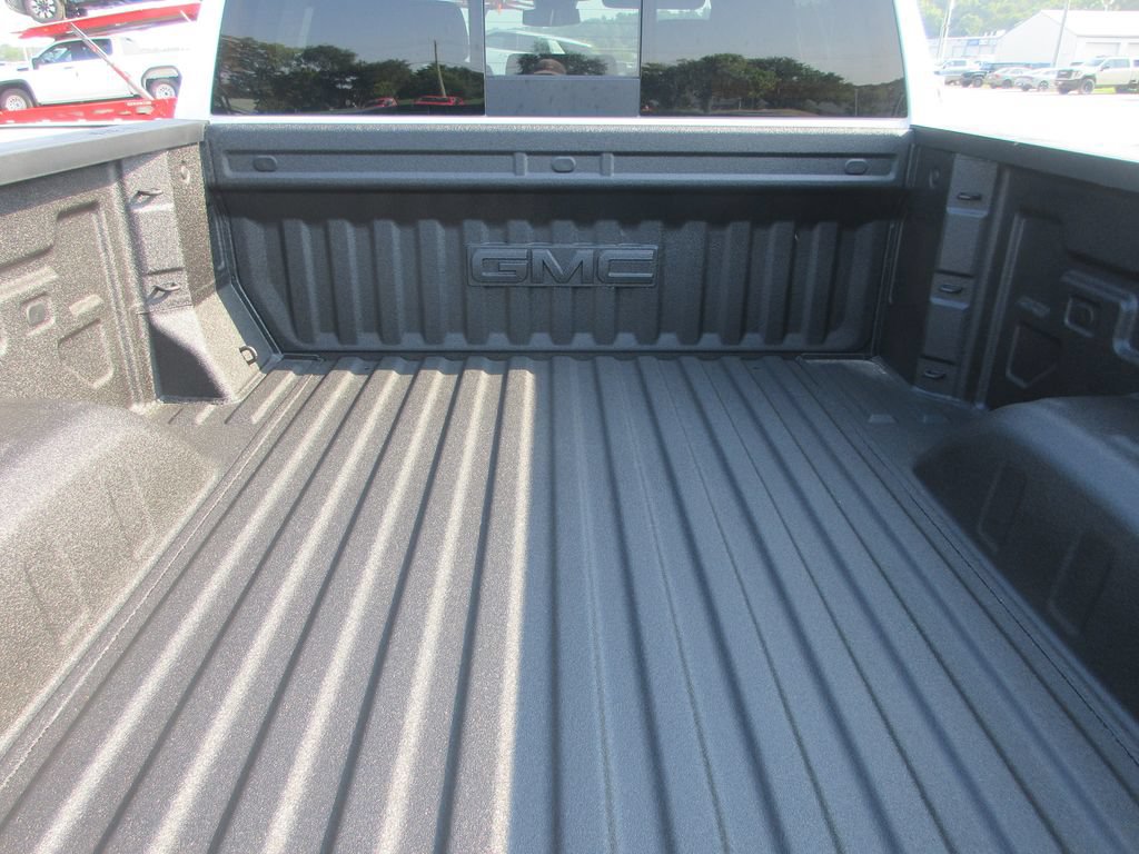 New 2026 GMC Sierra 1500 SLT w/ SLT Premium Plus Package AWD/4WD image 6