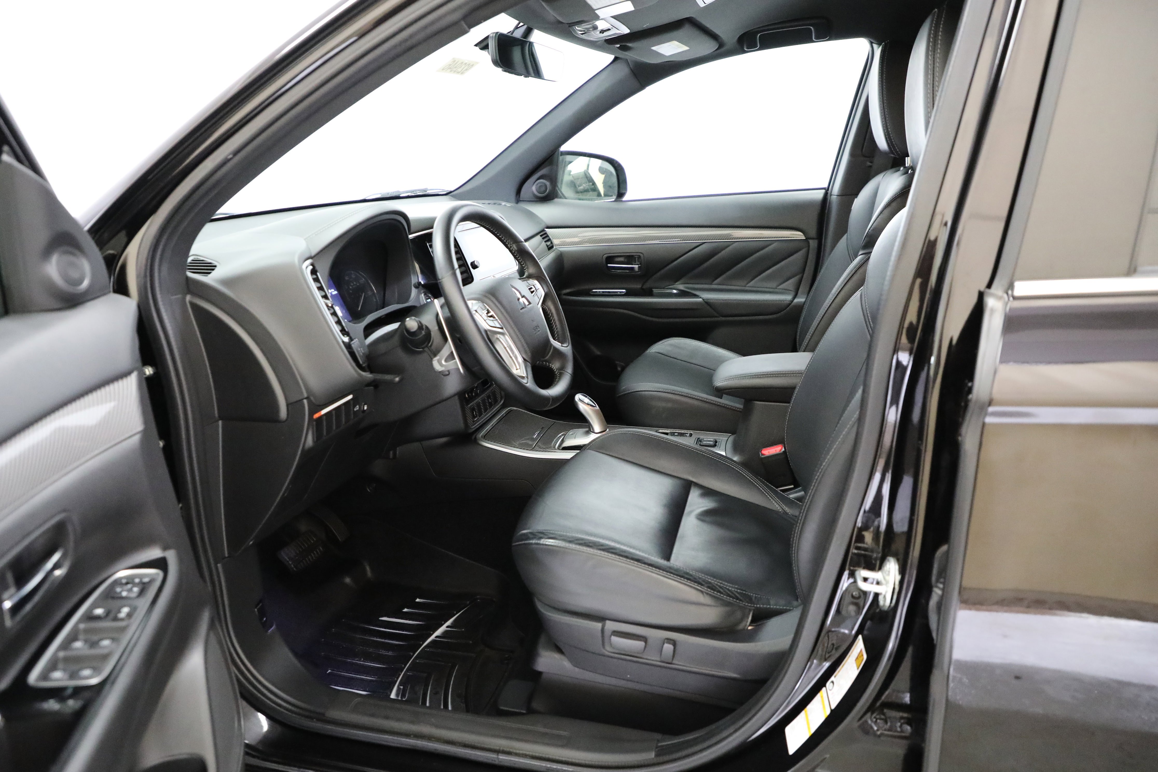 Used 2019 Mitsubishi Outlander GT image 8