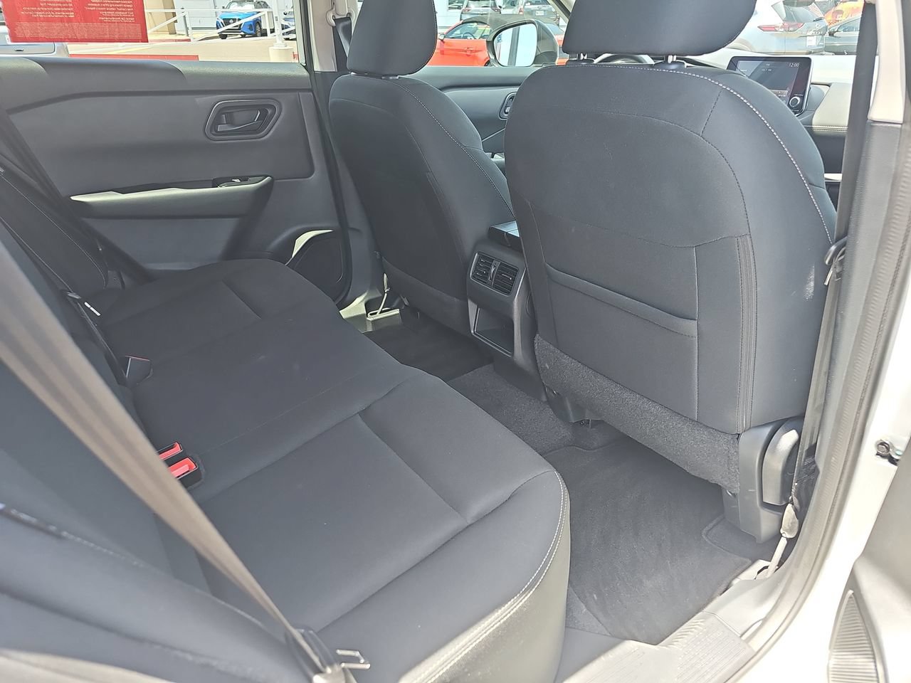 Certified 2024 Nissan Rogue S FWD image 11