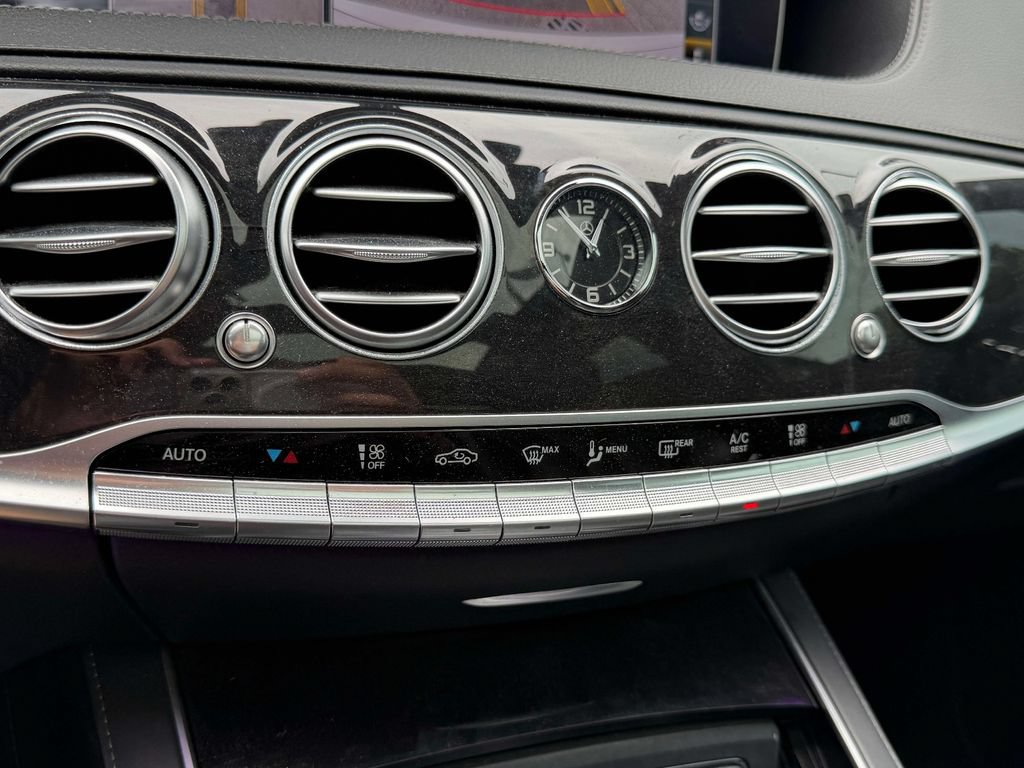 Used 2019 Mercedes-Benz S 560 4MATIC Sedan image 42