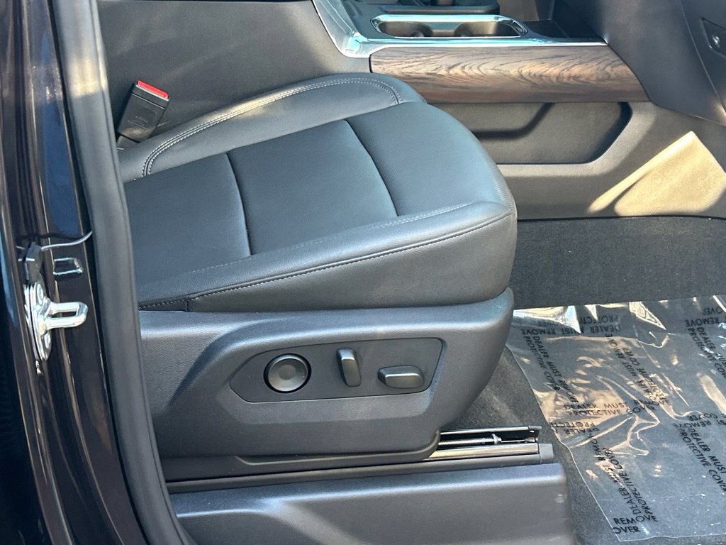 Used 2026 GMC Sierra 1500 SLT AWD/4WD image 42