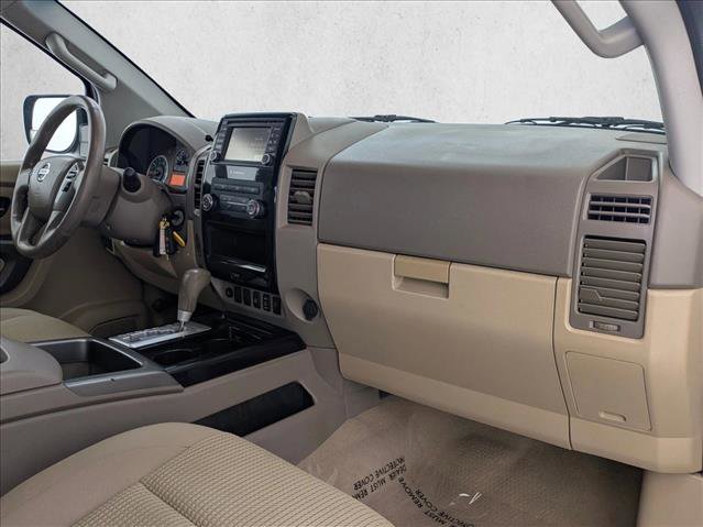 Used 2015 Nissan Titan SV w/ SV Value Truck Package RWD image 22