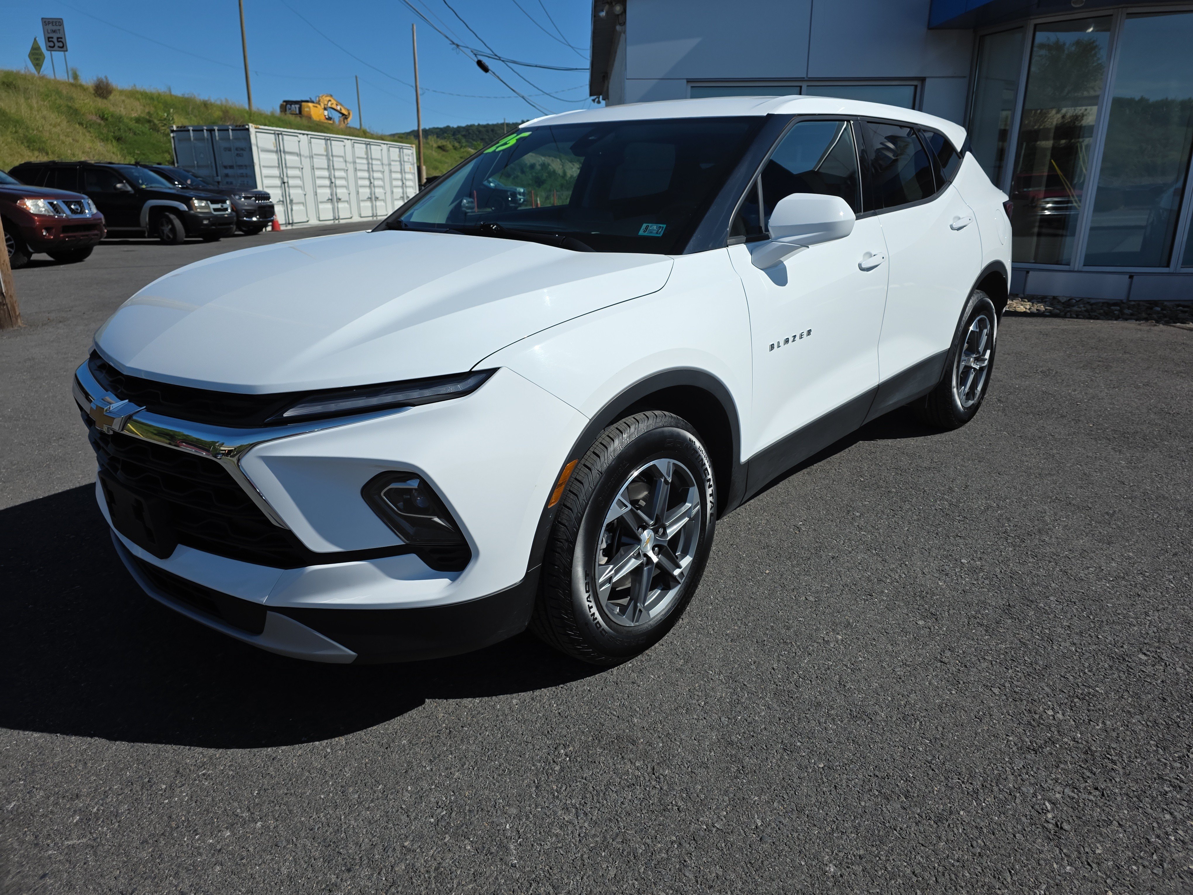 Used 2025 Chevrolet Blazer LT AWD/4WD image 7