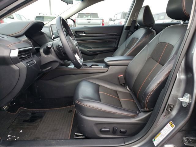 Used 2020 Nissan Altima 2.0 SR image 14