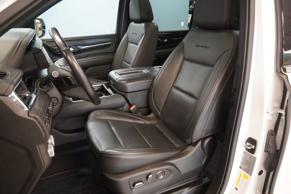 Used 2021 GMC Yukon XL Denali AWD/4WD image 4