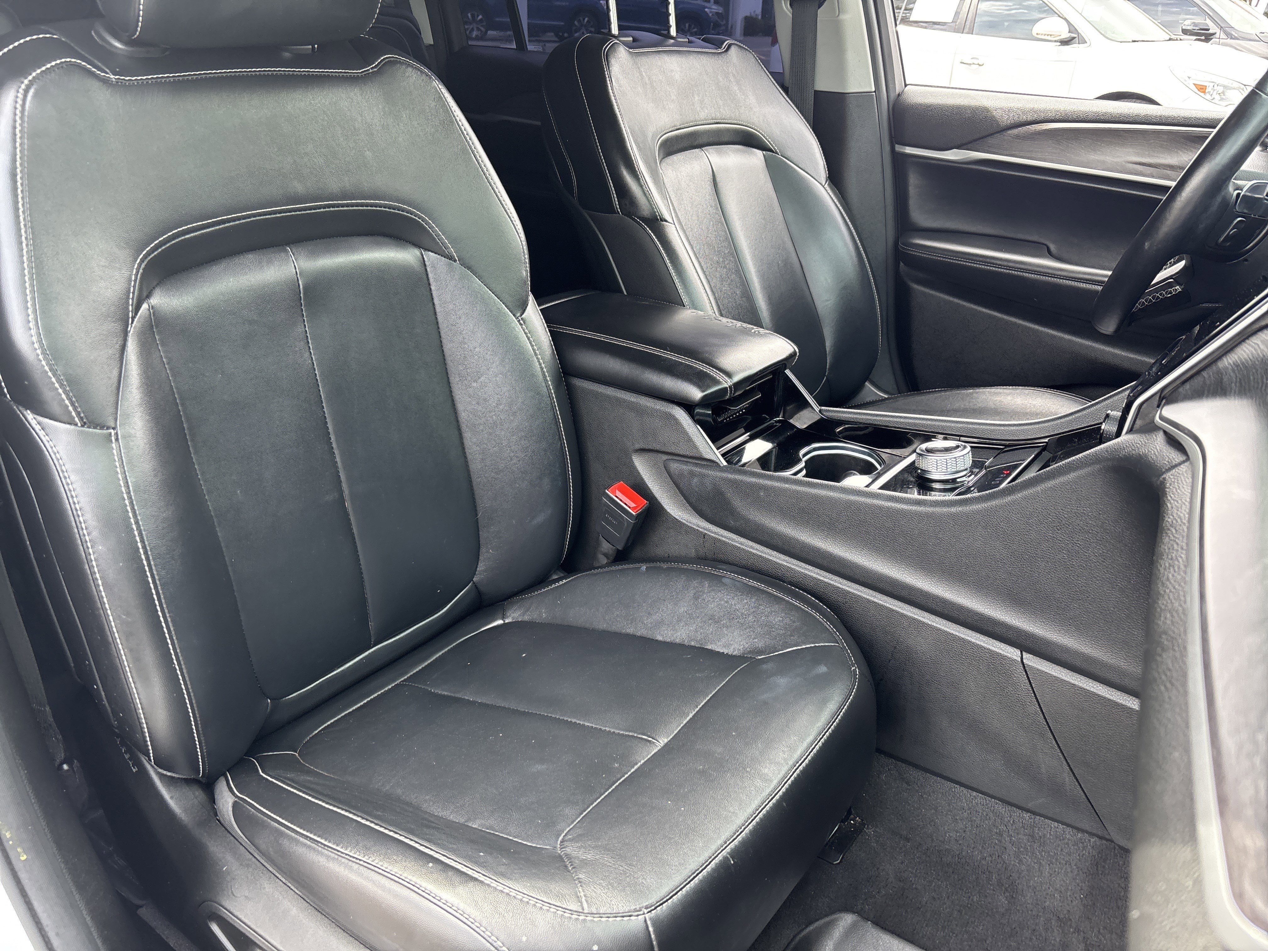Used 2021 Jeep Grand Cherokee L Limited RWD image 8