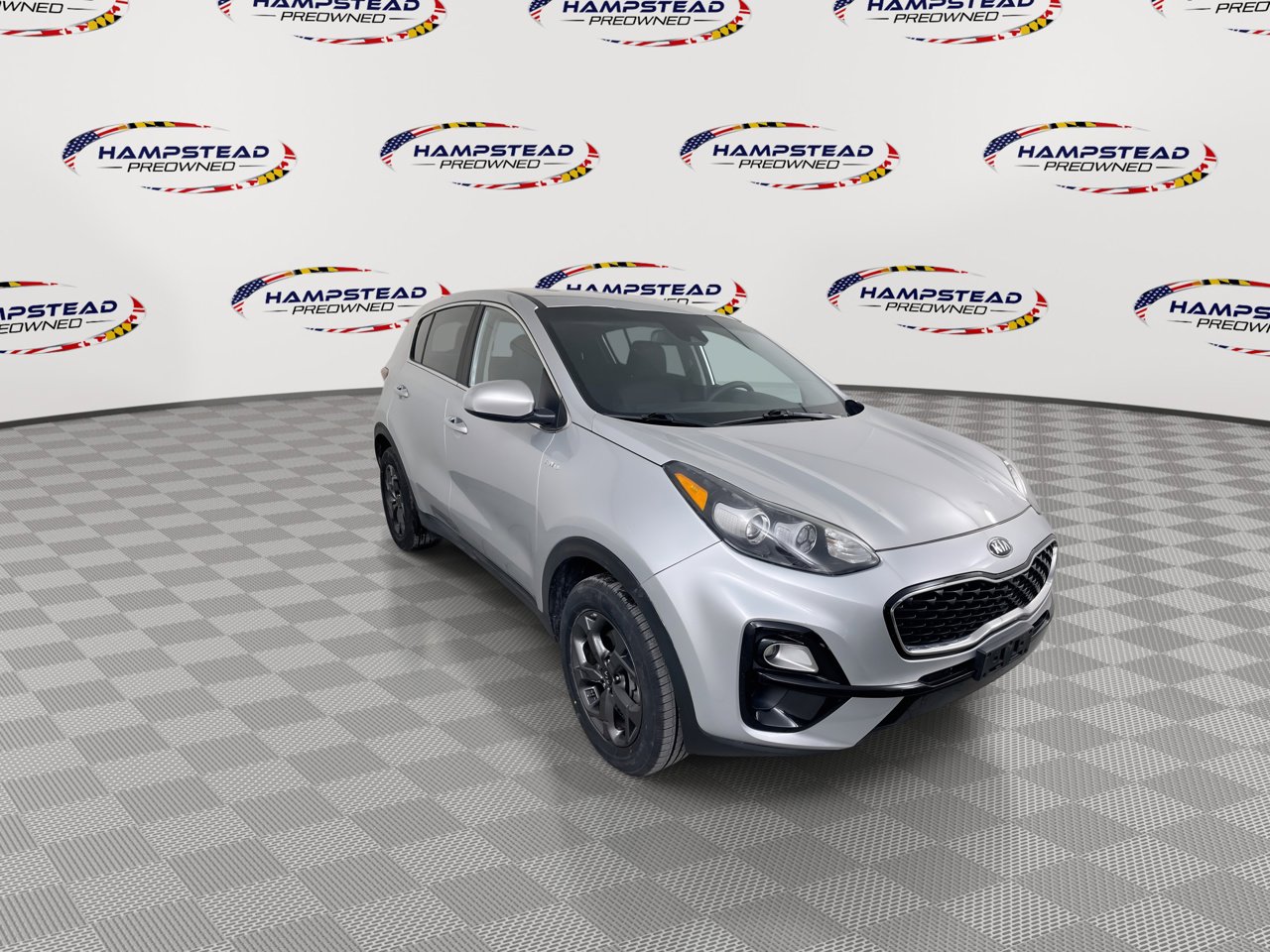 Used 2022 Kia Sportage LX image 2