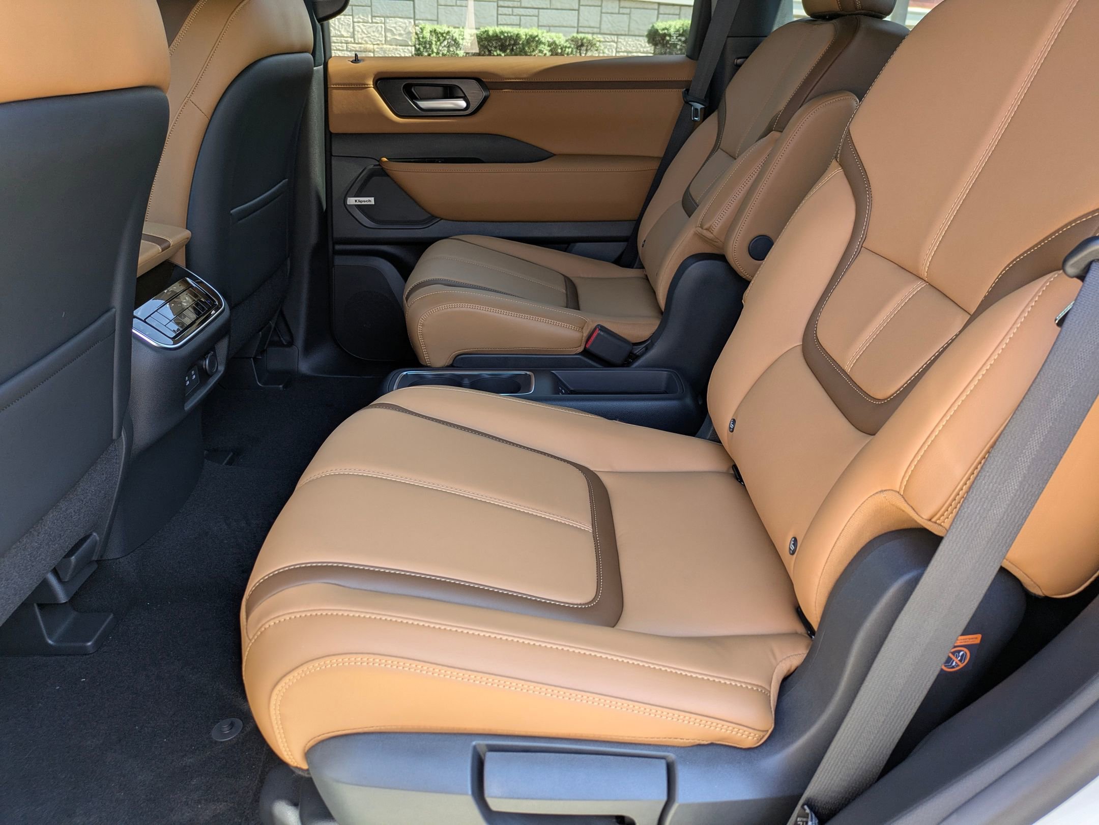 New 2026 Nissan Armada SL image 12
