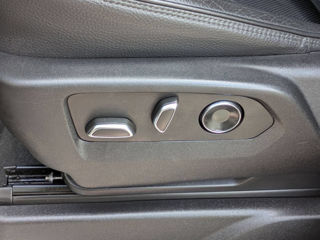 Certified 2023 GMC Yukon XL Denali AWD/4WD image 29
