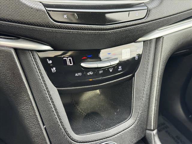 Used 2024 Cadillac XT5 Premium Luxury AWD/4WD image 15