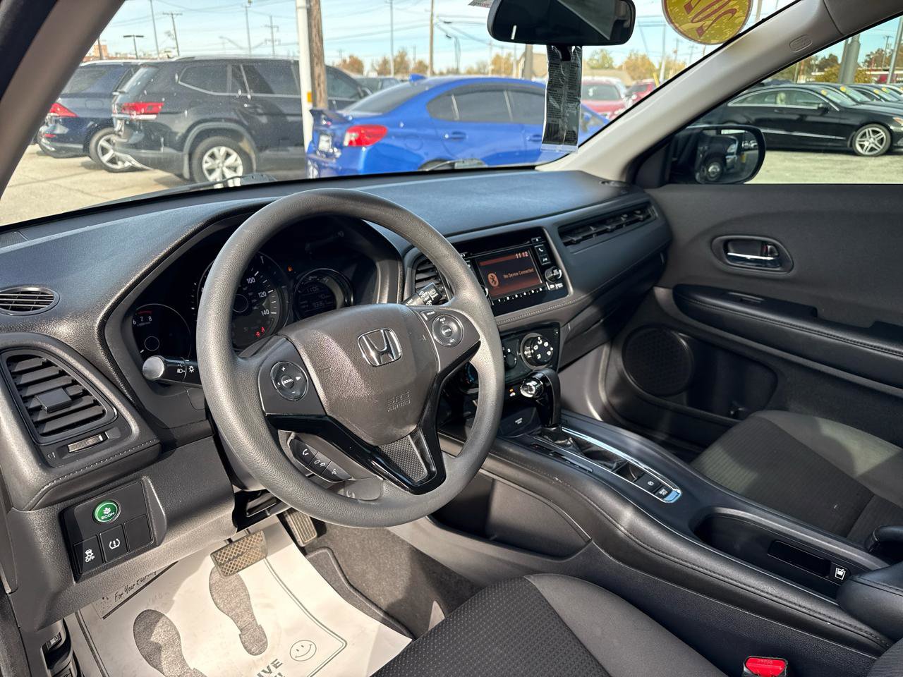 Used 2020 Honda HR-V LX image 8