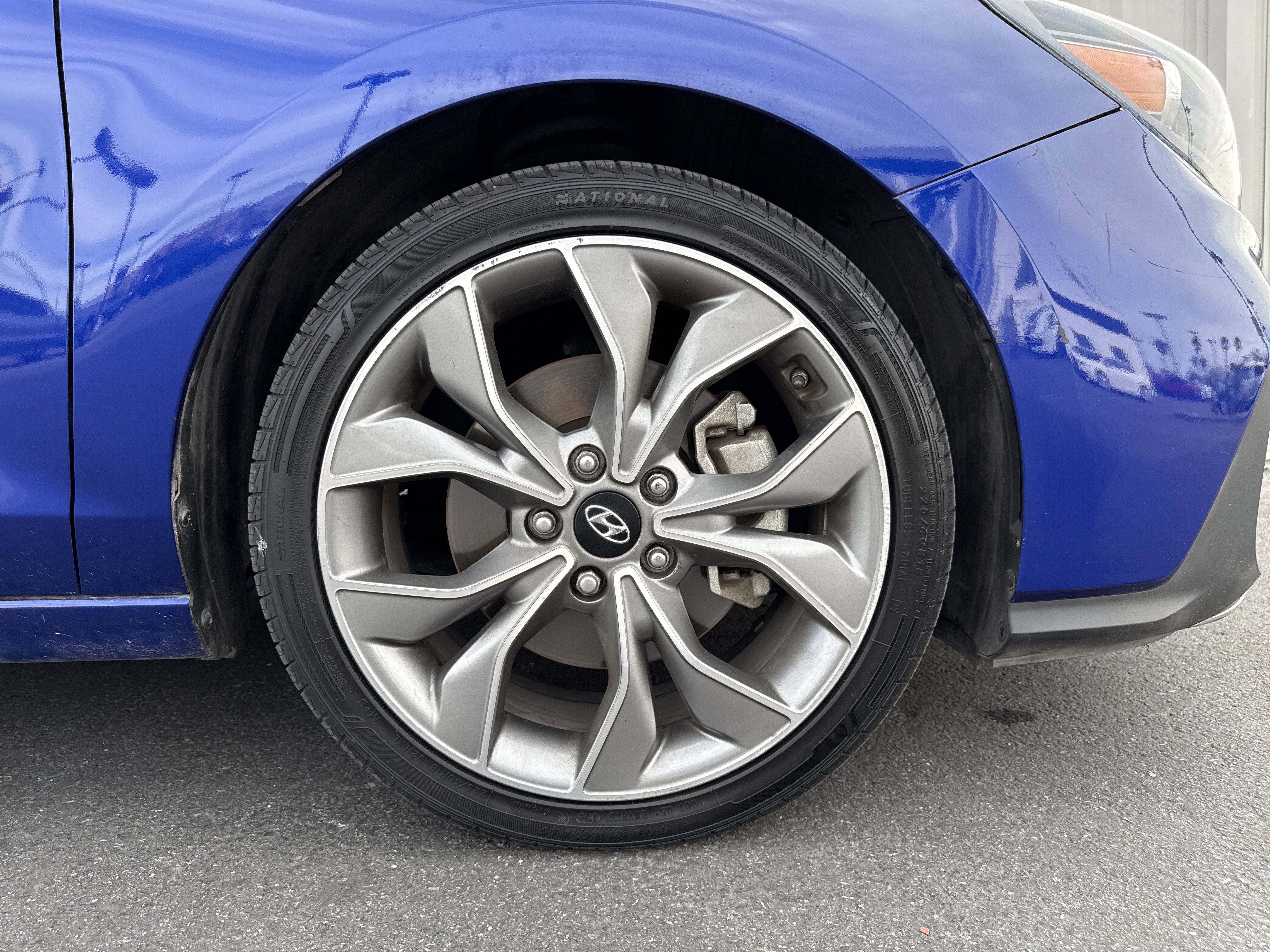 Used 2020 Hyundai Elantra GT N Line image 14