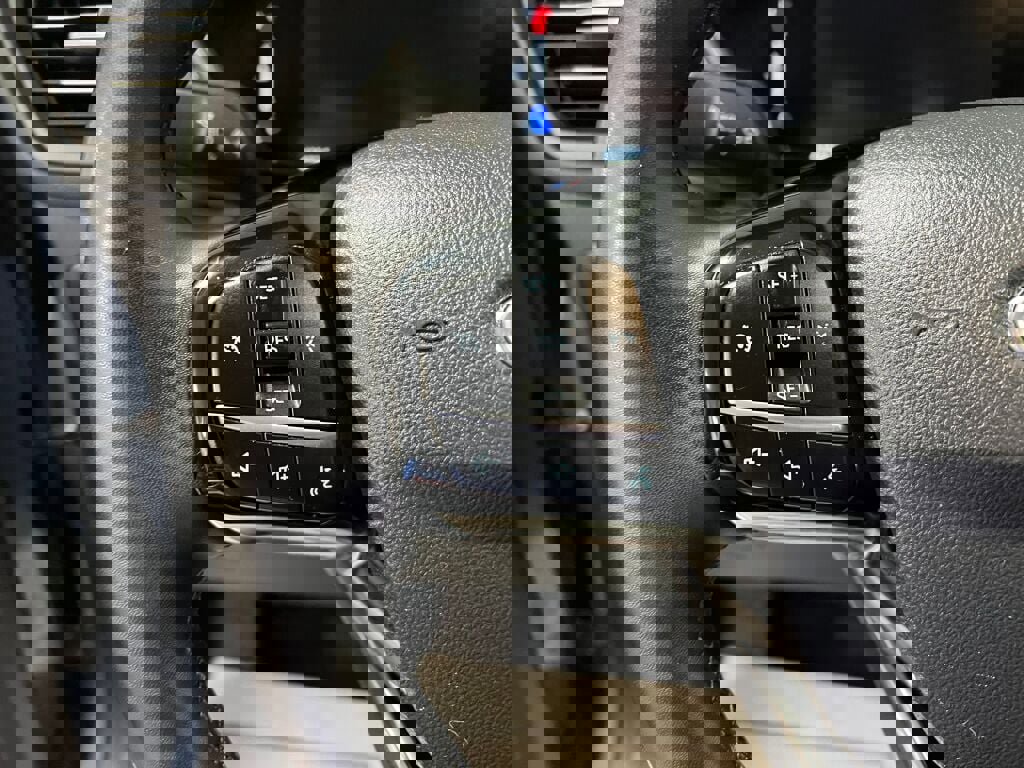 Used 2023 Ford Escape Active image 11