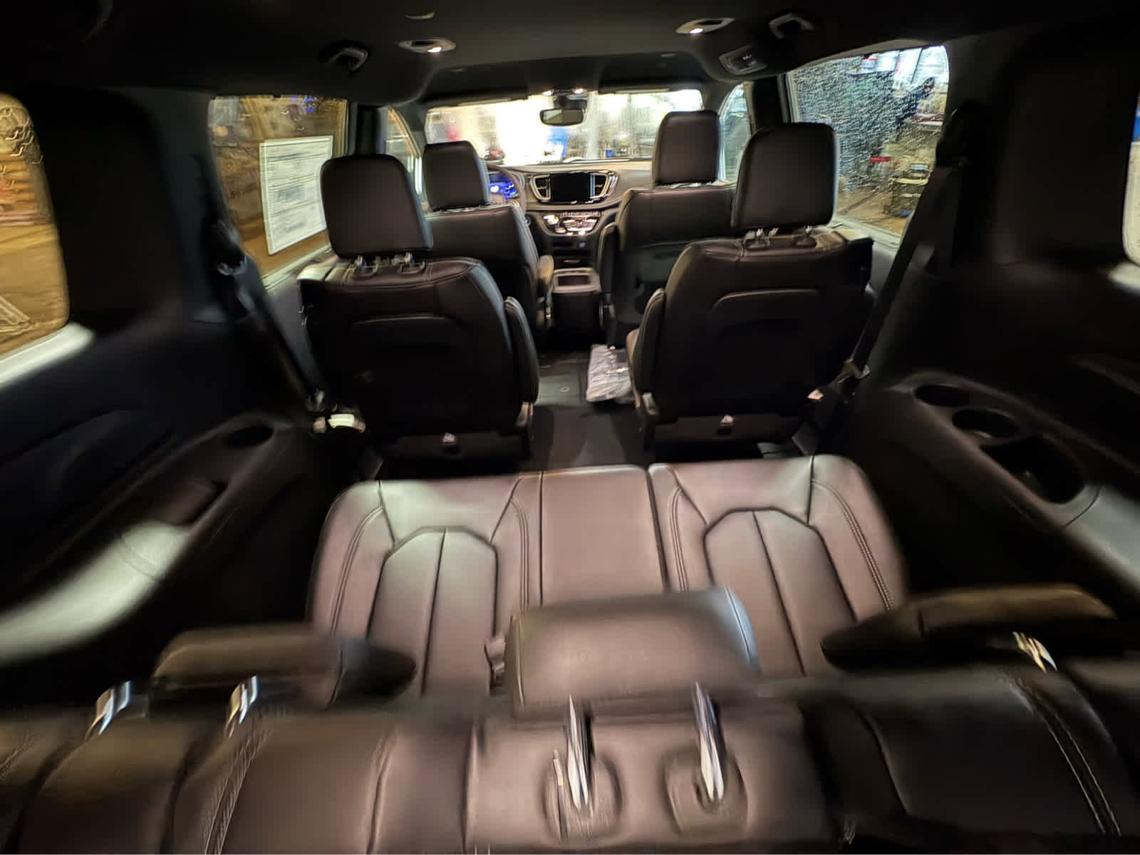New 2026 Chrysler Pacifica Select image 6